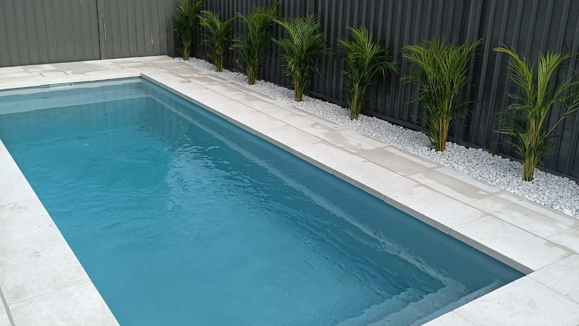 Custom Swimming Pool Designs